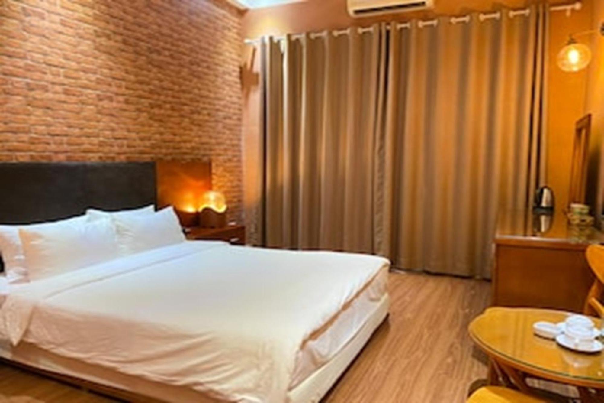 Super Oyo Capital O 1173 Le Grand Hanoi Hotel - The Ruby Eksteriør billede