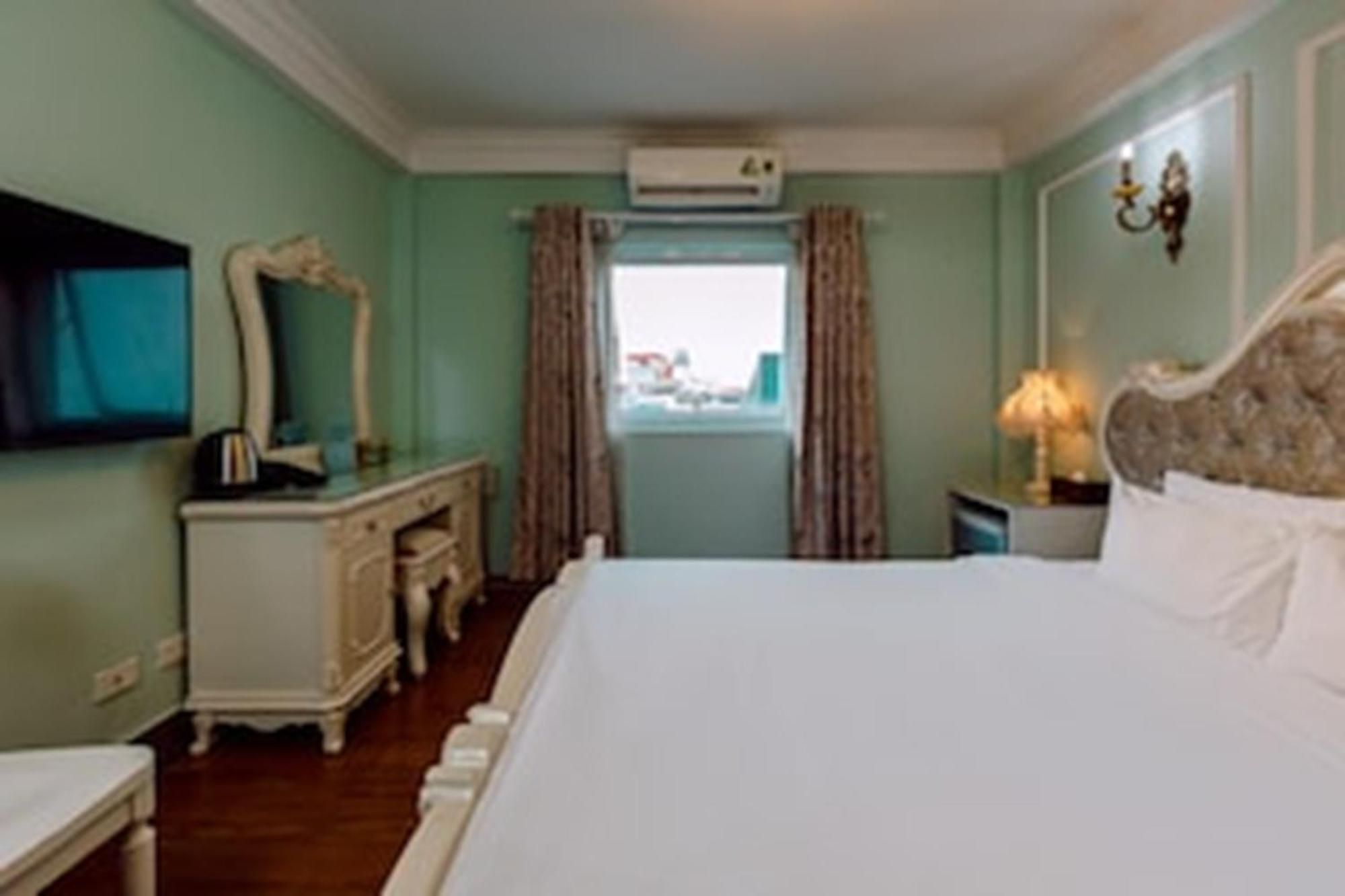 Super Oyo Capital O 1173 Le Grand Hanoi Hotel - The Ruby Eksteriør billede
